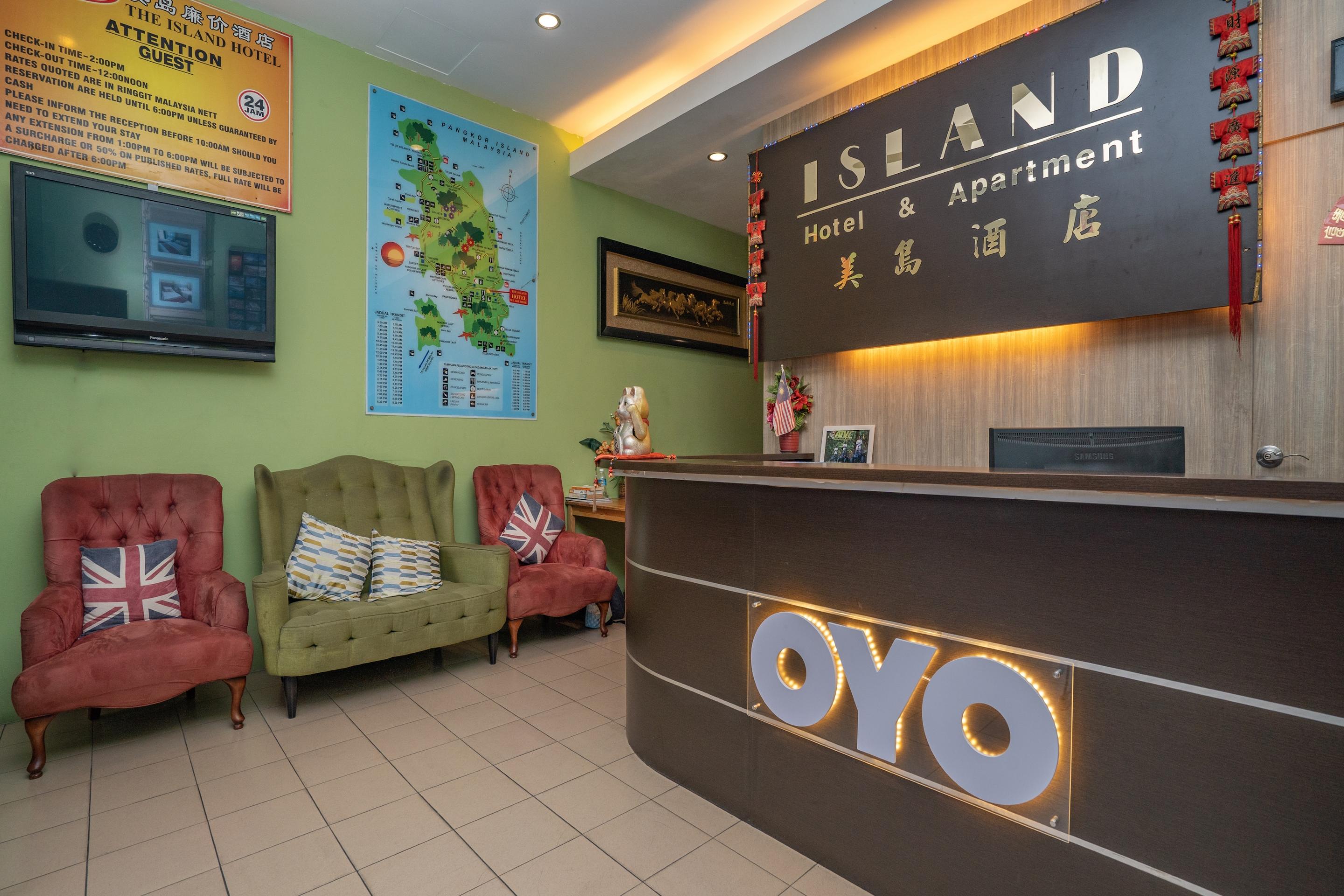 Oyo 44078 The Island Hotel Kampong Pasir Bogak Exterior foto